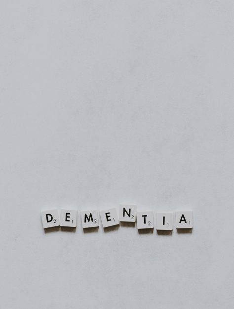 Talking to Someone with Dementia: 6 Tips to Make Communication Easier